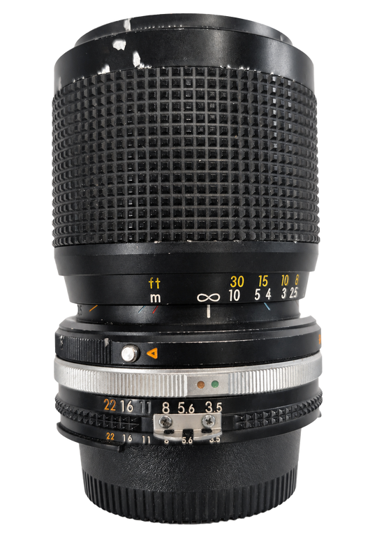 Nikon Zoom-Nikkor 35–105mm f/3.5–4.5 AI-S Lens