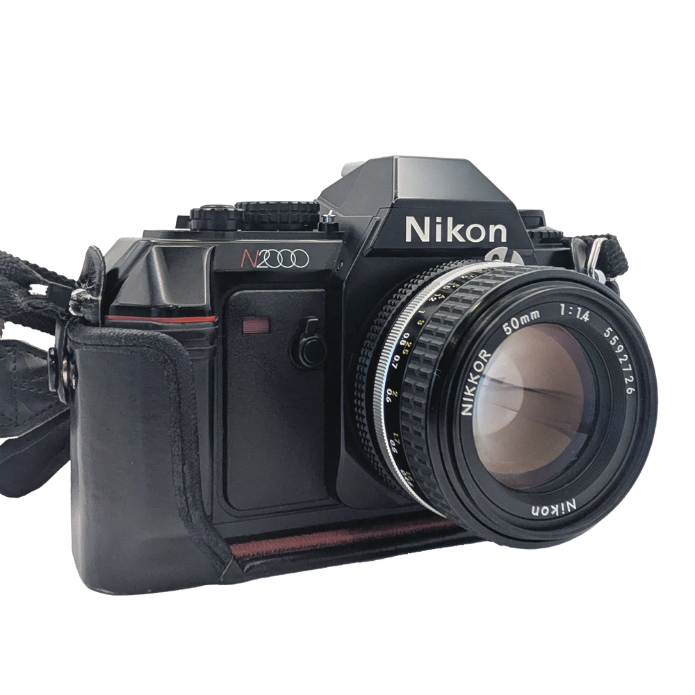 Nikon N2000 35mm Film Camera with 50mm f/1.4 Lens