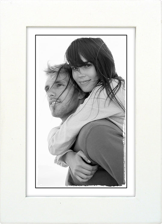 Linear White Frame