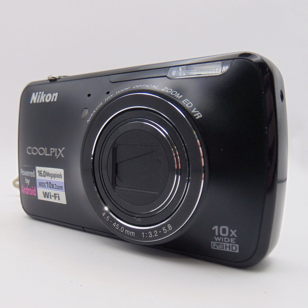 Nikon COOLPIX 5800